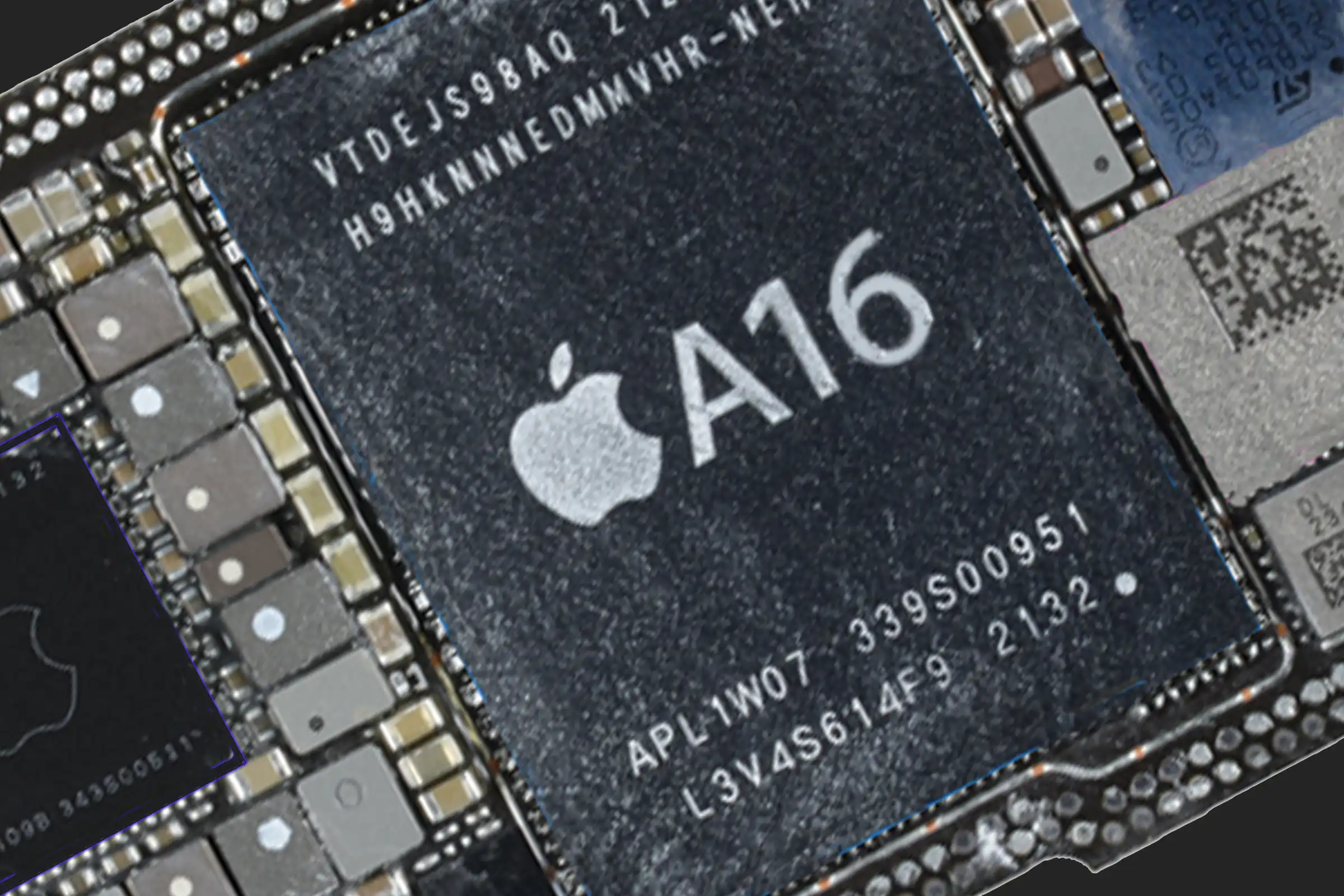 Apple A16 Bionic