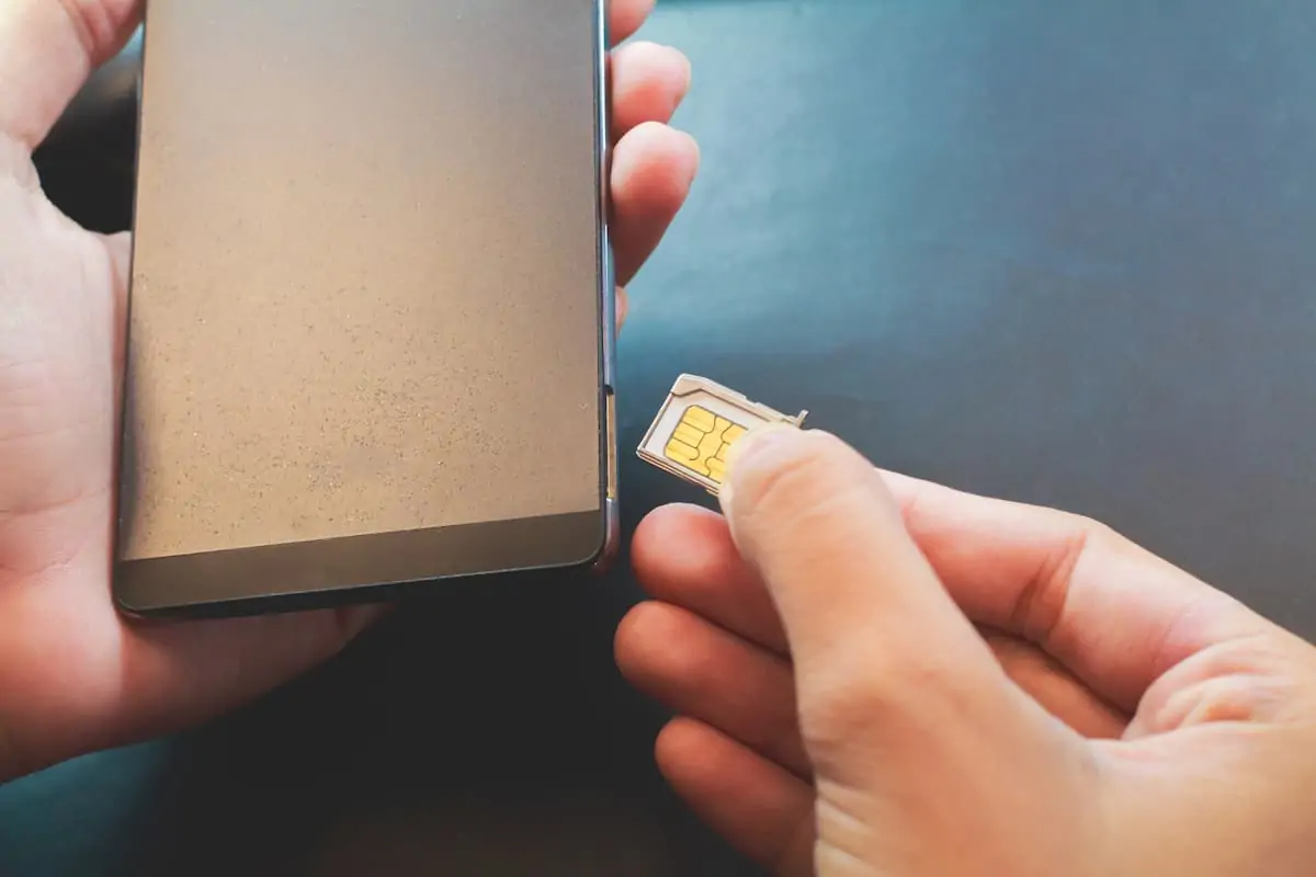 How SIM Cards Work