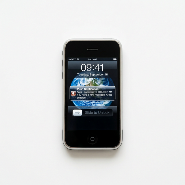 First concept of Push Notifications announced during iPhone OS 2 era